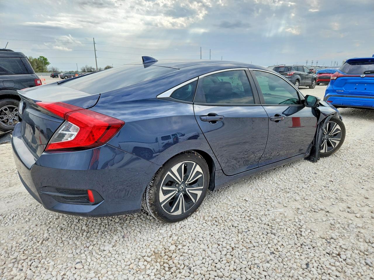 2016 HONDA CIVIC EX photo 3