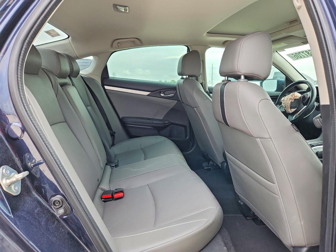 2016 HONDA CIVIC EX photo 10