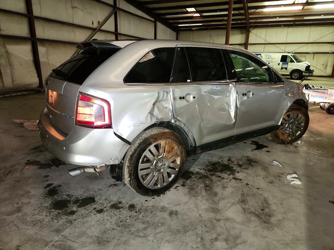 2010 FORD EDGE LIMITED photo 5