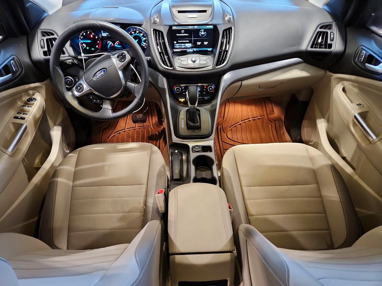 2015 FORD ESCAPE SE photo 14