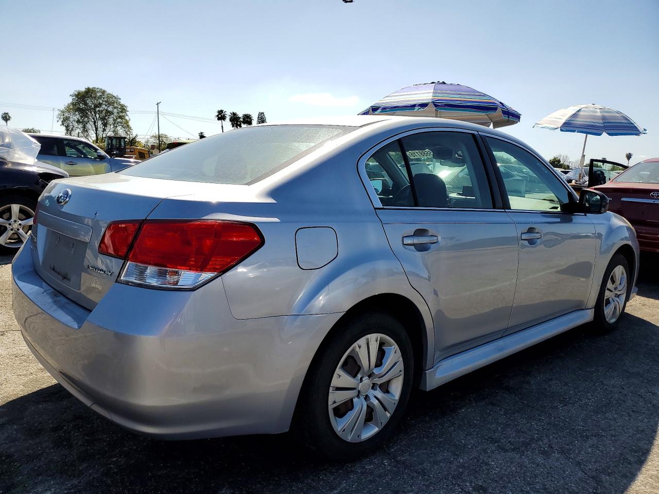 2013 SUBARU LEGACY 2.5I photo 5