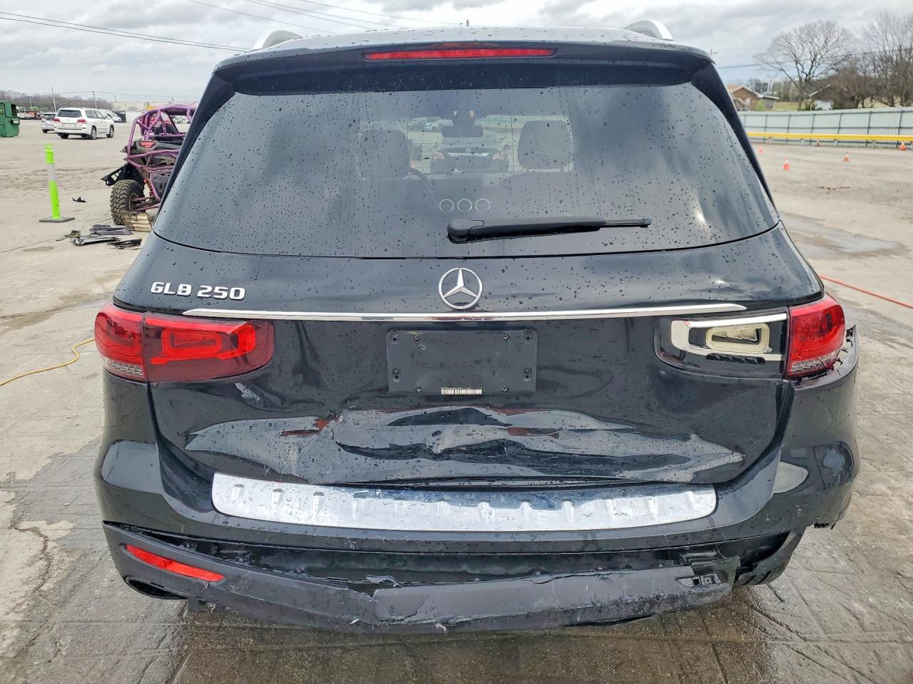 2021 MERCEDES-BENZ GLB 250 photo 6