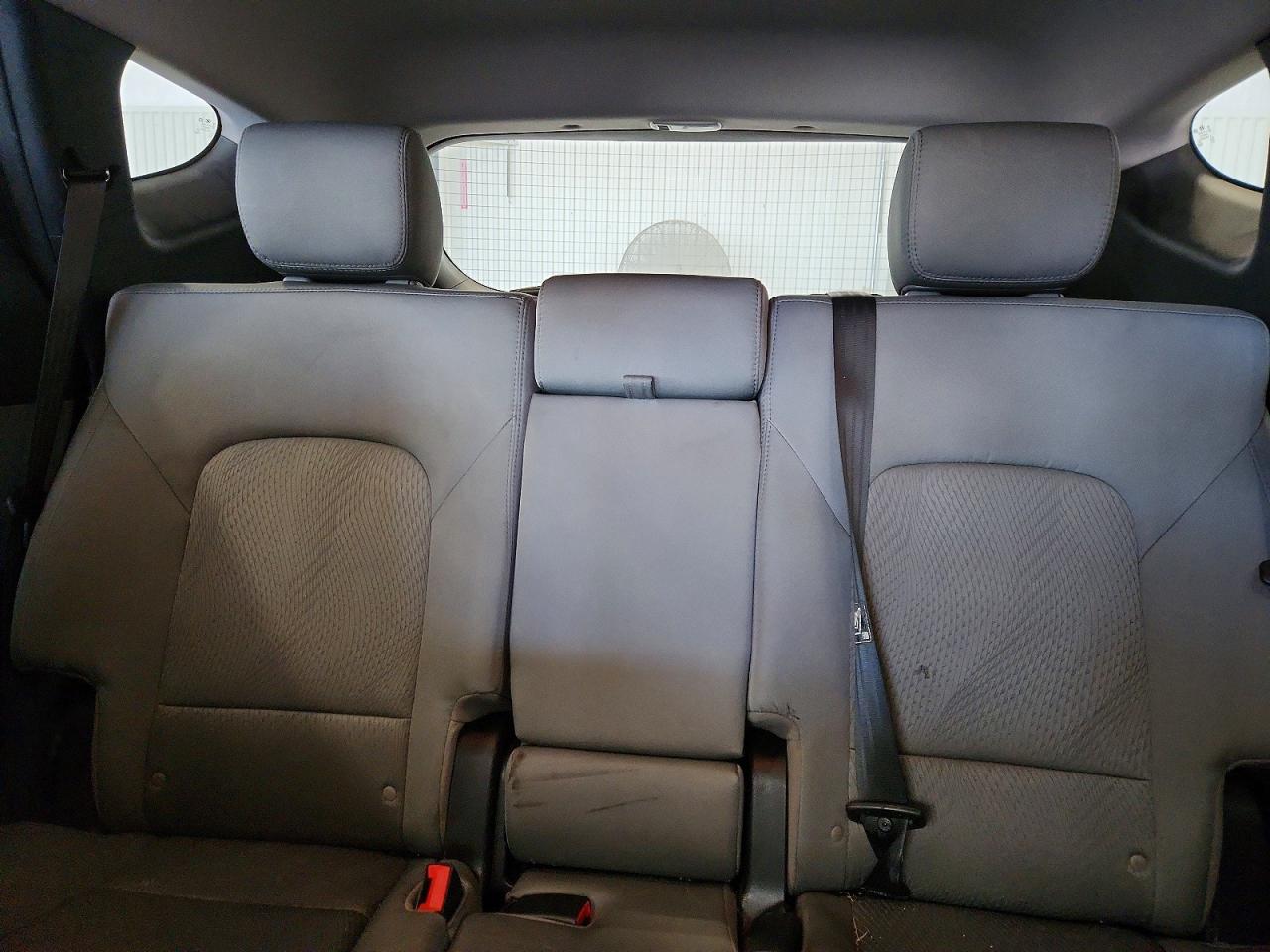 2016 HYUNDAI SANTA FE SPORT 2.4L photo 28