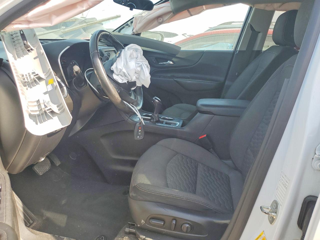 2018 CHEVROLET EQUINOX LT photo 14