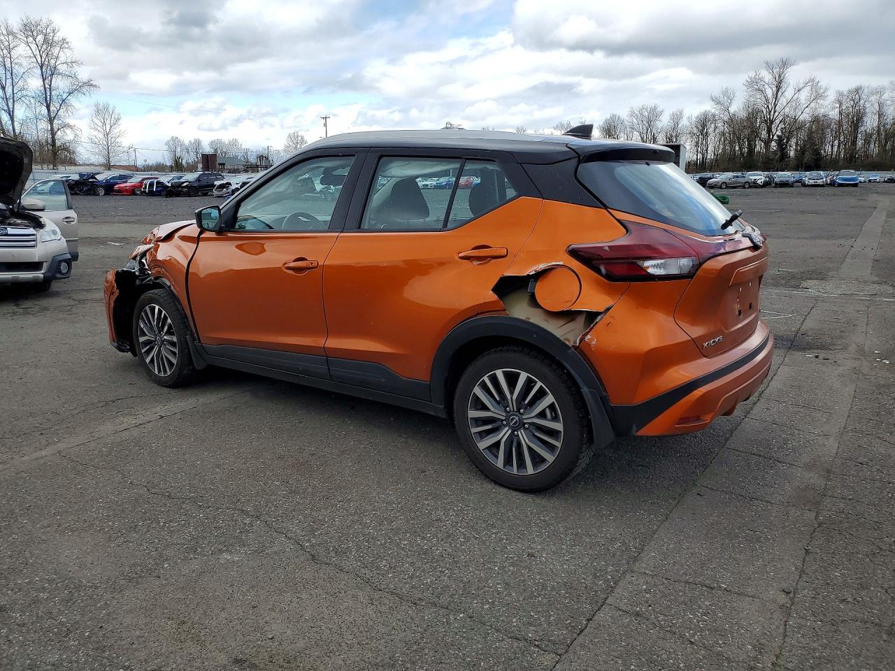 2022 NISSAN KICKS SV photo 2