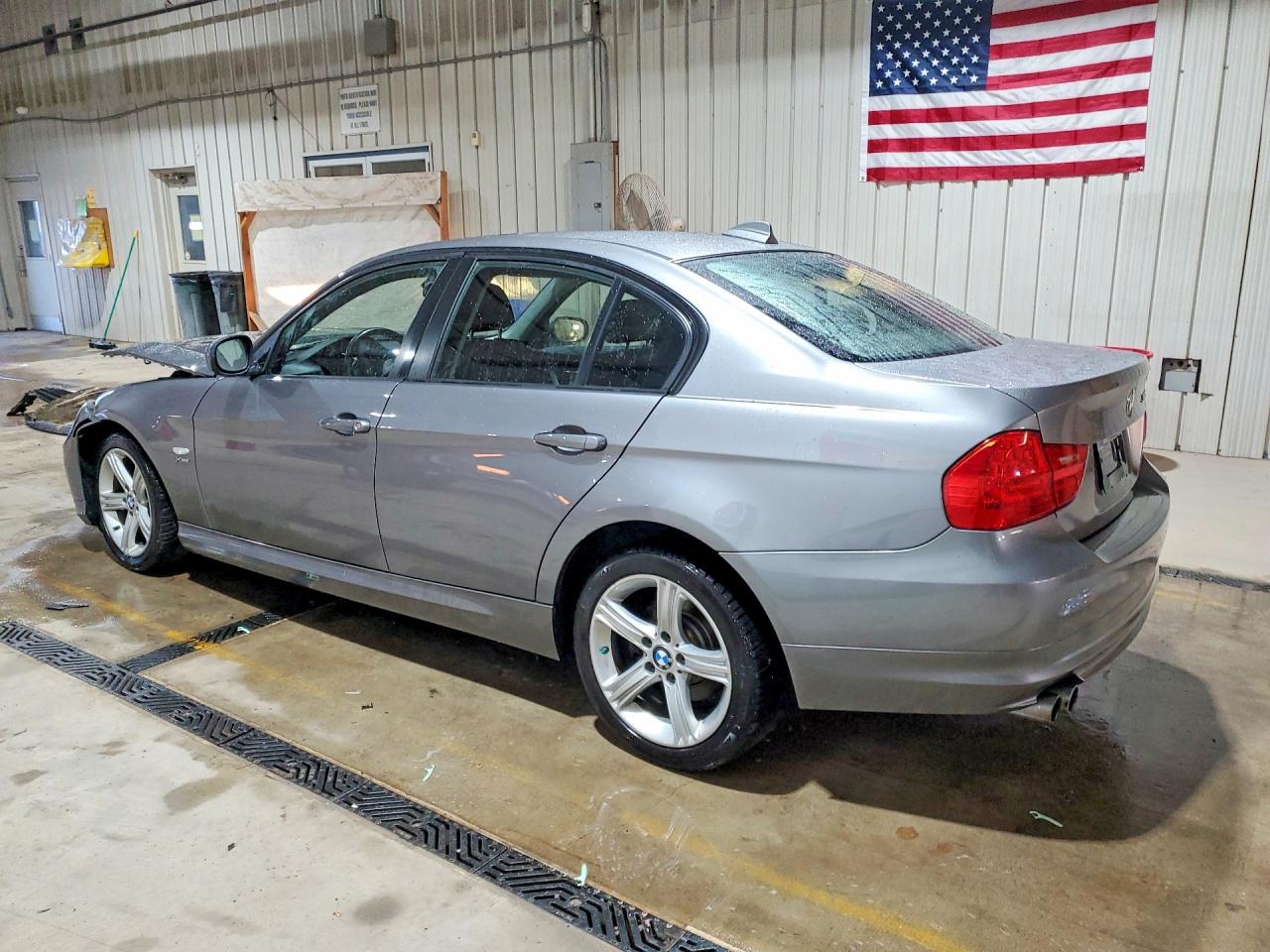 2011 BMW 328 XI SULEV photo 2