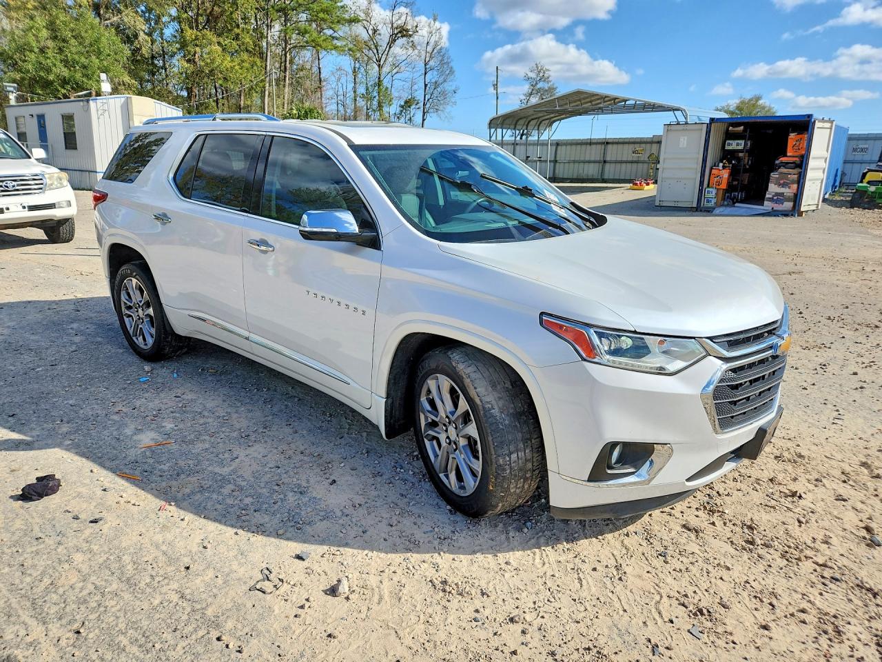 2019 CHEVROLET TRAVERSE PREMIER photo 4