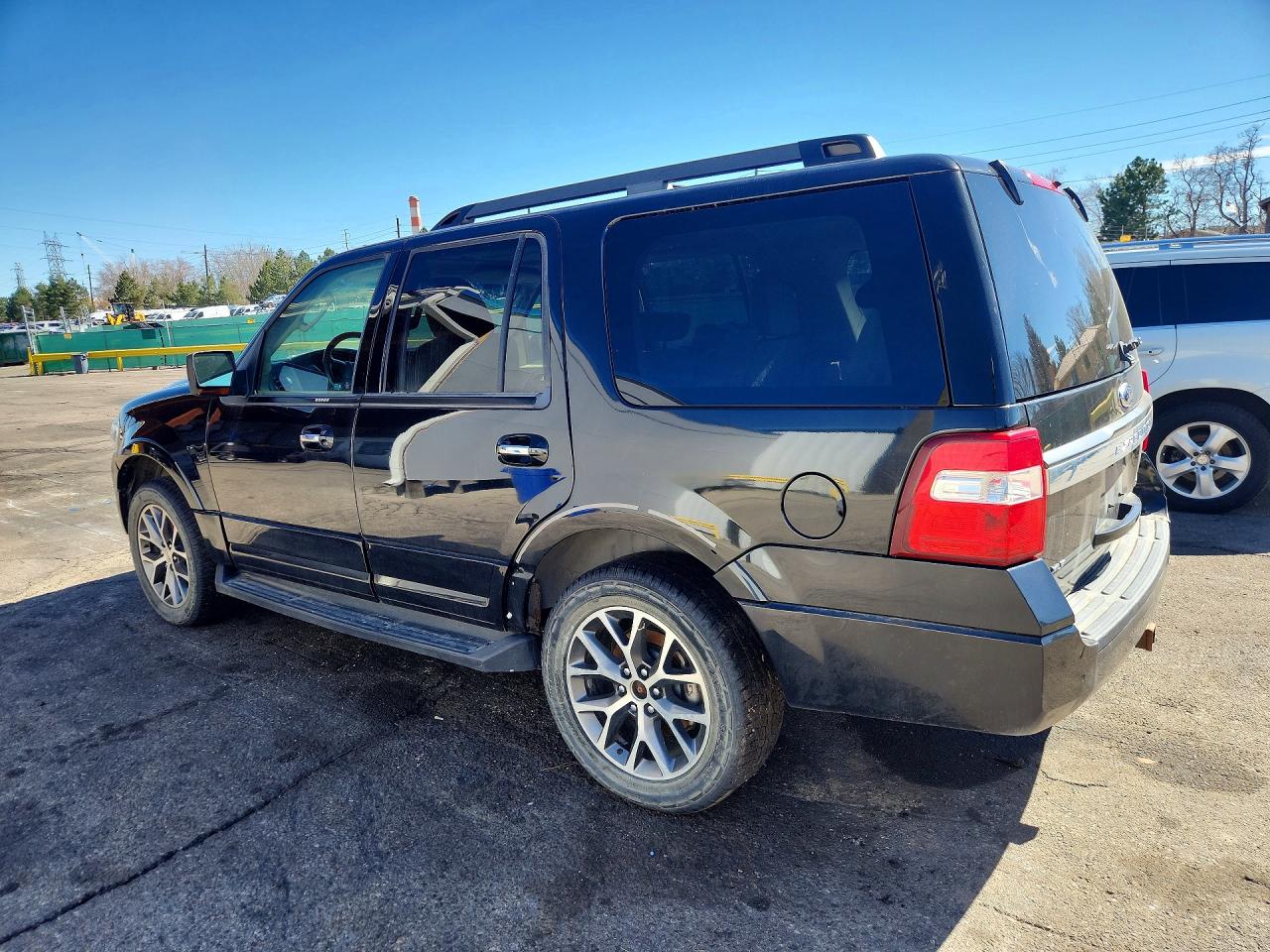 2015 FORD EXPEDITION XLT photo 3