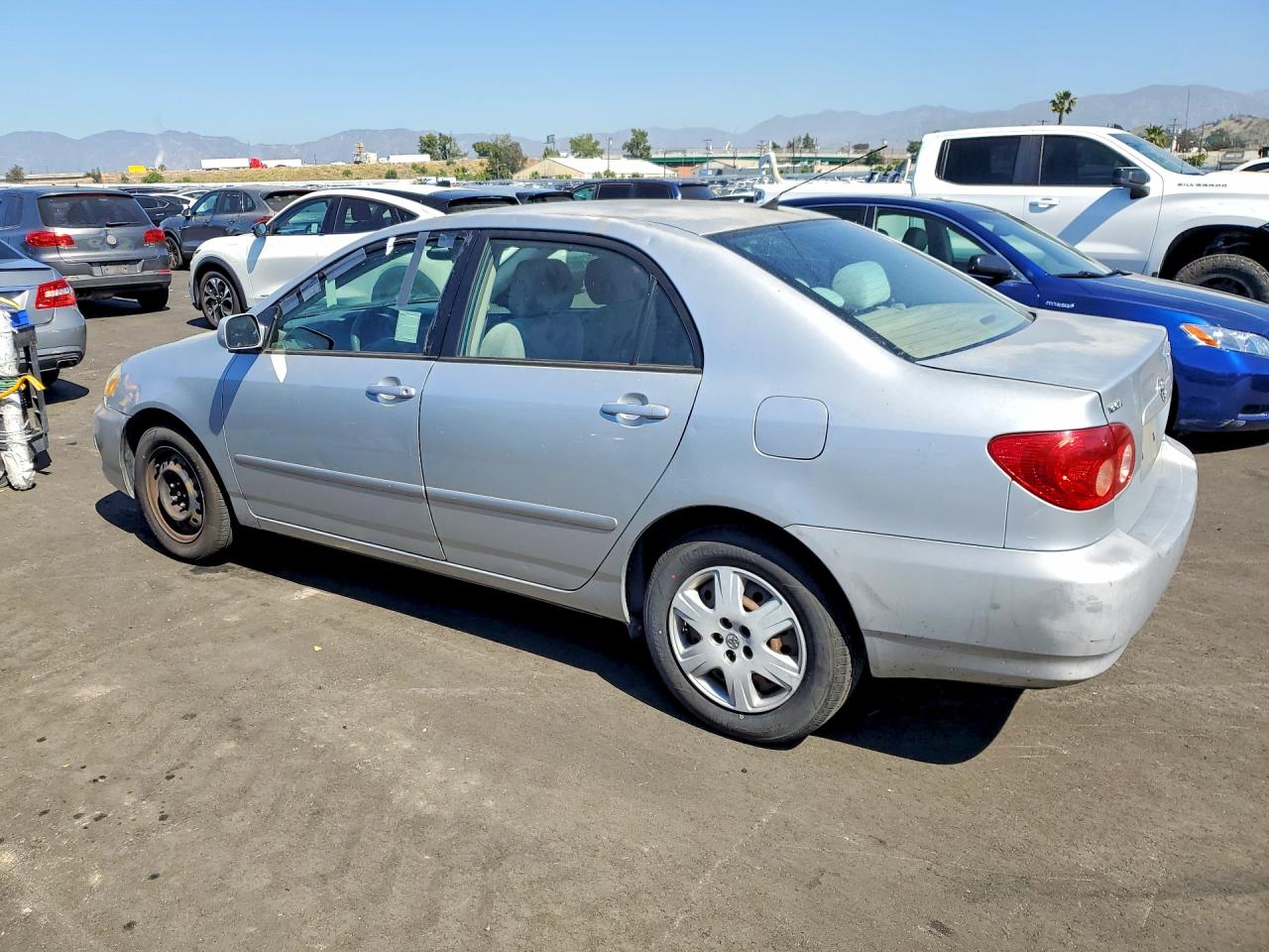 2008 TOYOTA COROLLA LE photo 3