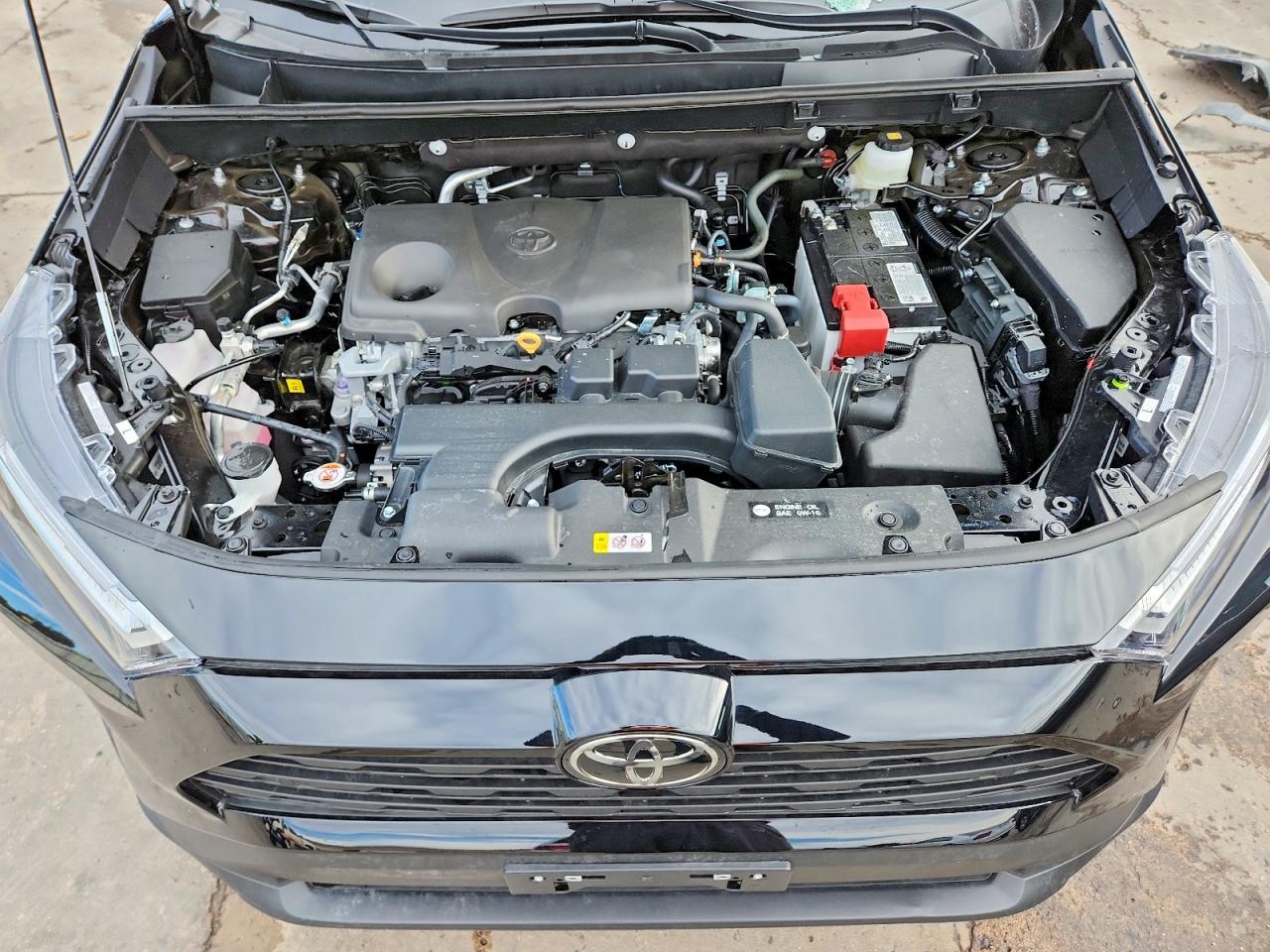 2025 TOYOTA RAV4 XLE PREMIUM photo 23