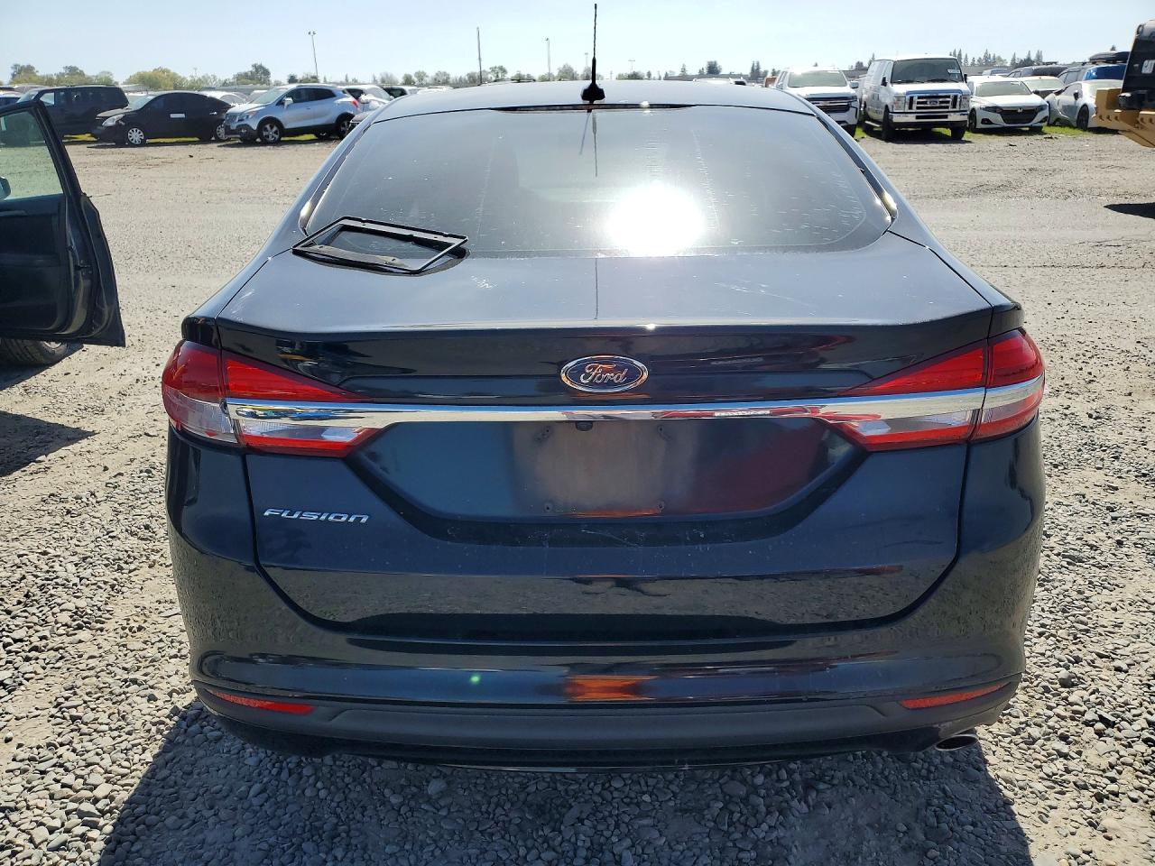 2017 FORD FUSION S photo 16