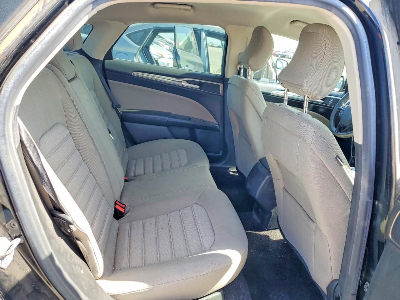 2017 FORD FUSION S photo 28