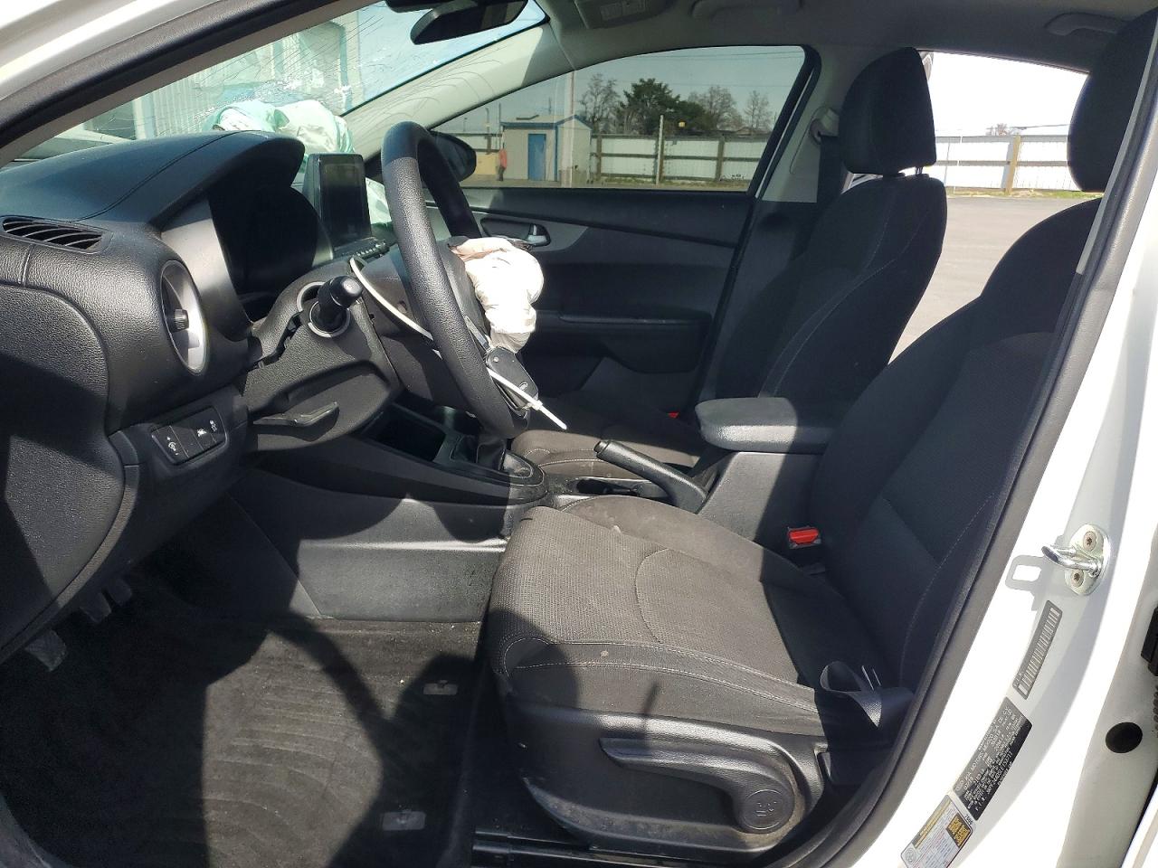 2020 KIA FORTE FE photo 19
