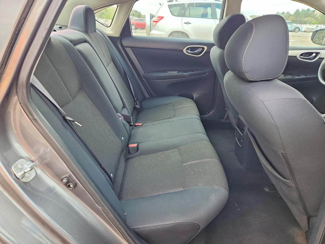 2015 NISSAN SENTRA S photo 28