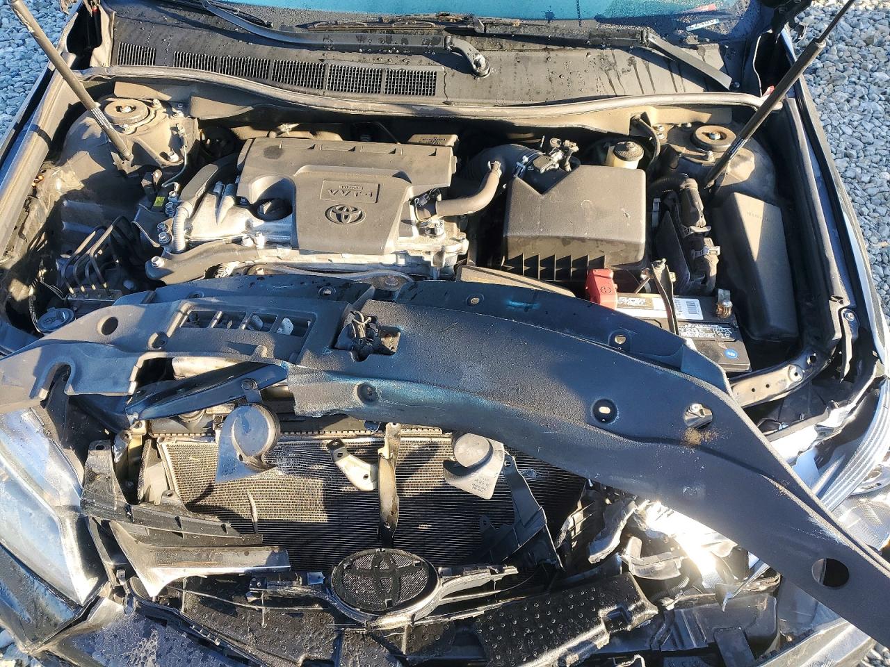 2015 TOYOTA CAMRY SE photo 21