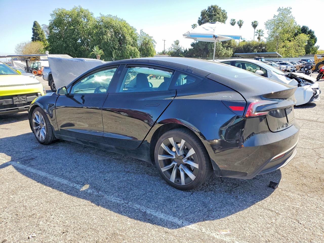 2024 TESLA MODEL 3 photo 4
