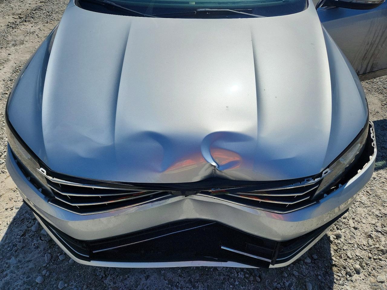 2017 VOLKSWAGEN PASSAT S photo 11