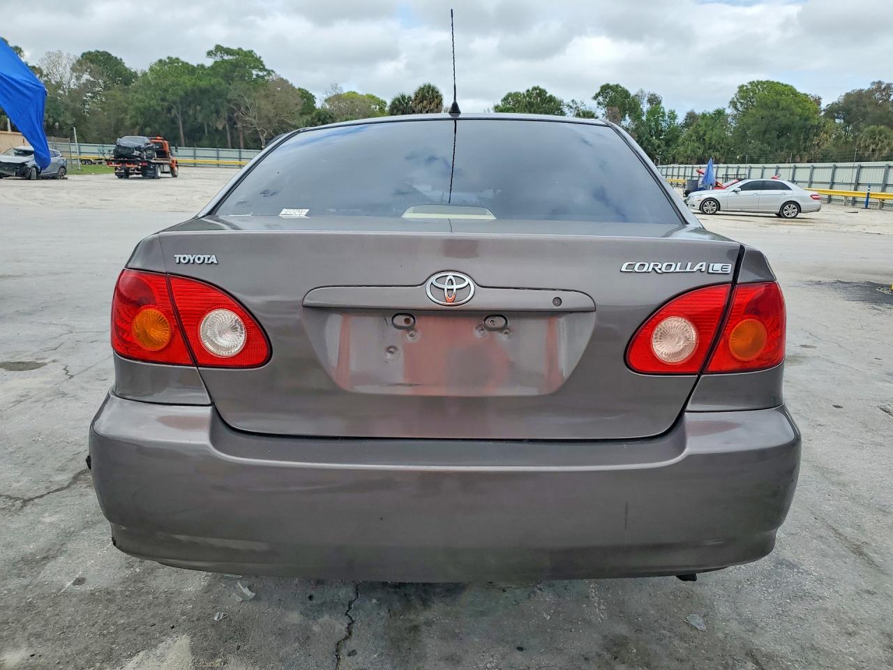 2003 TOYOTA COROLLA LE photo 11