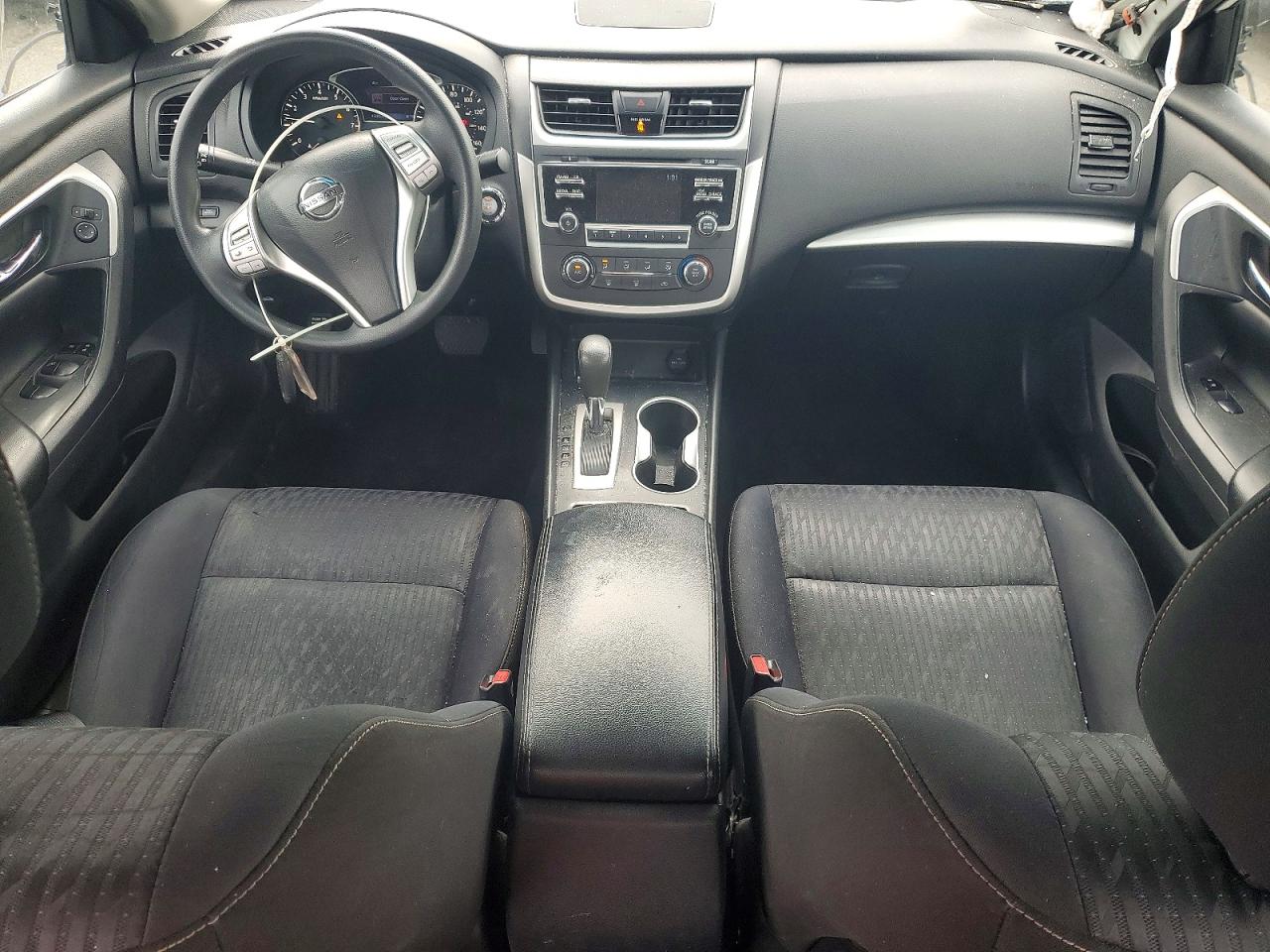 2017 NISSAN ALTIMA photo 8