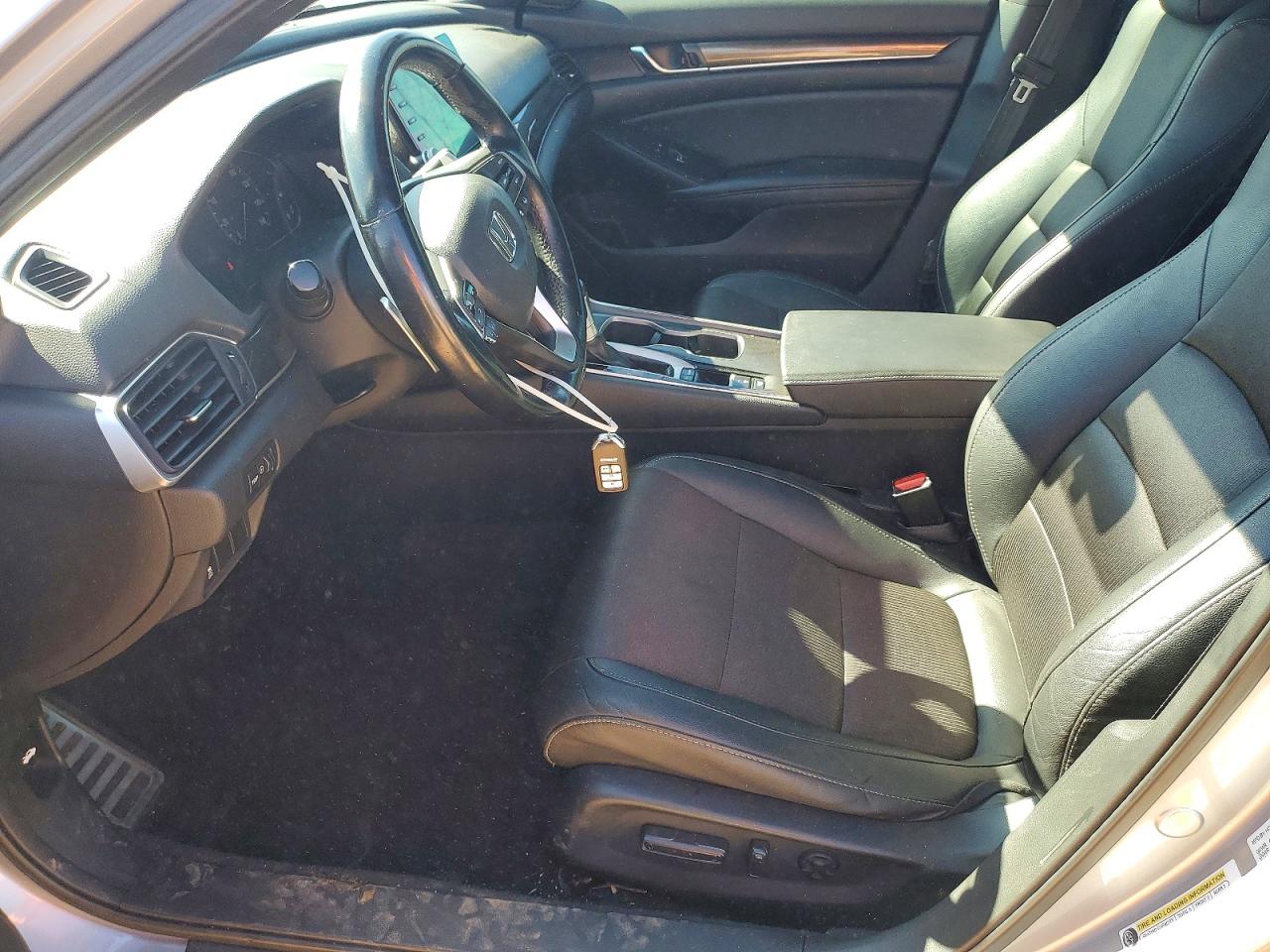 2020 HONDA ACCORD SPORT photo 19