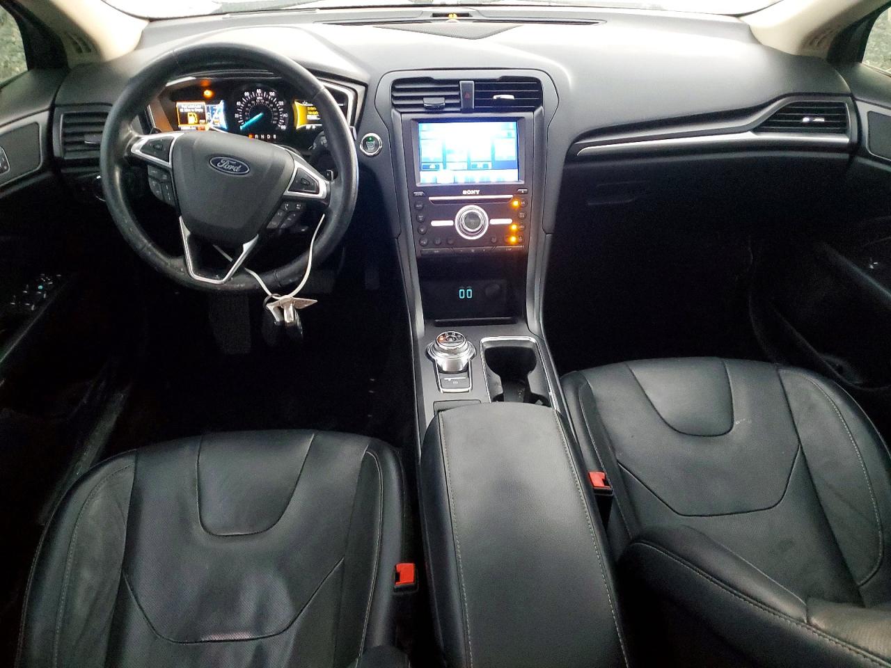 2020 FORD FUSION TITANIUM photo 8