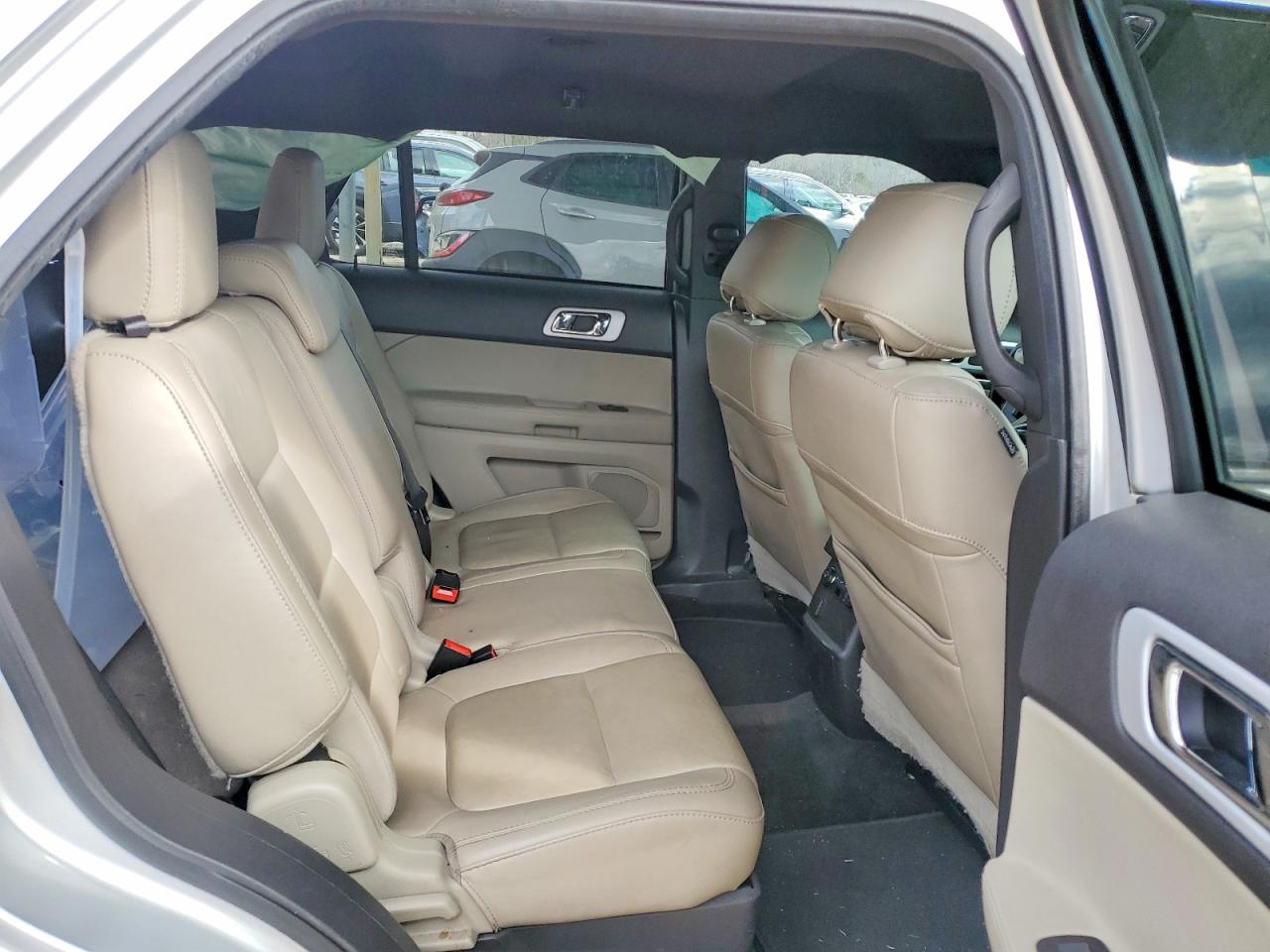 2015 FORD EXPLORER XLT photo 10