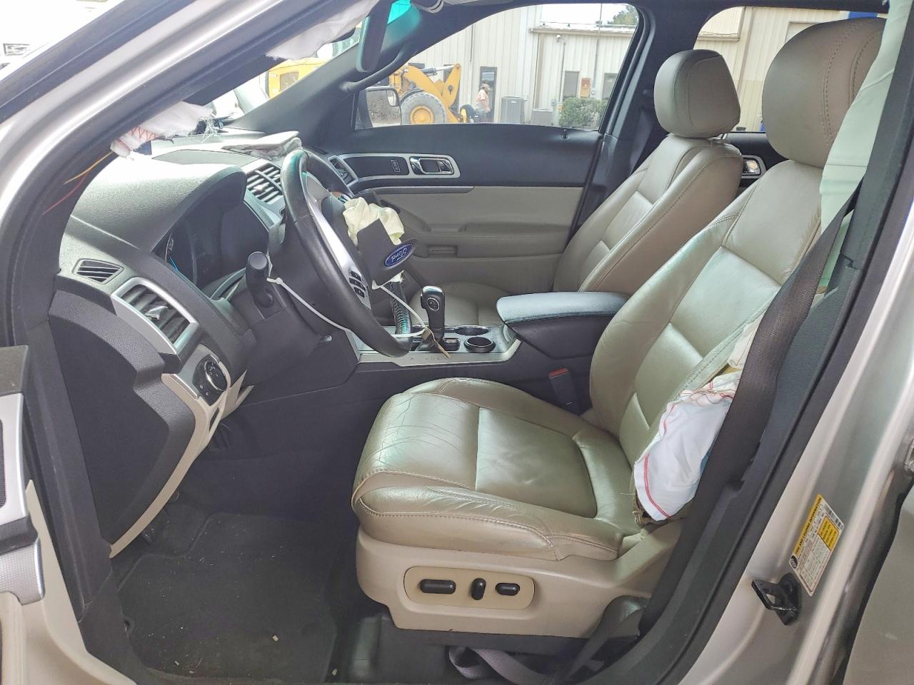 2015 FORD EXPLORER XLT photo 7