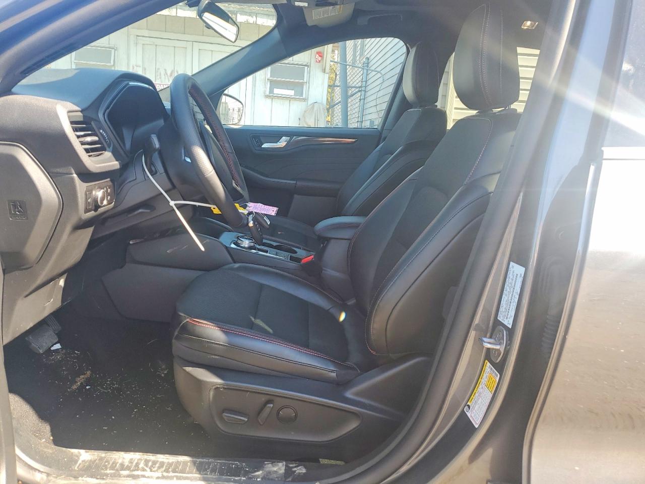 2025 FORD ESCAPE ST LINE photo 7