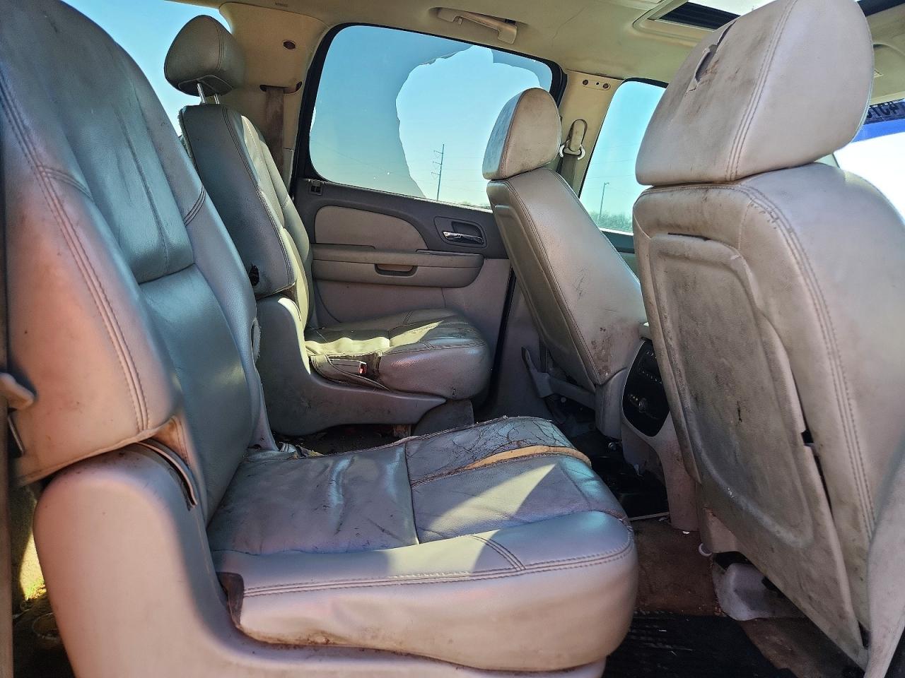 2007 CHEVROLET SUBURBAN C1500 photo 31