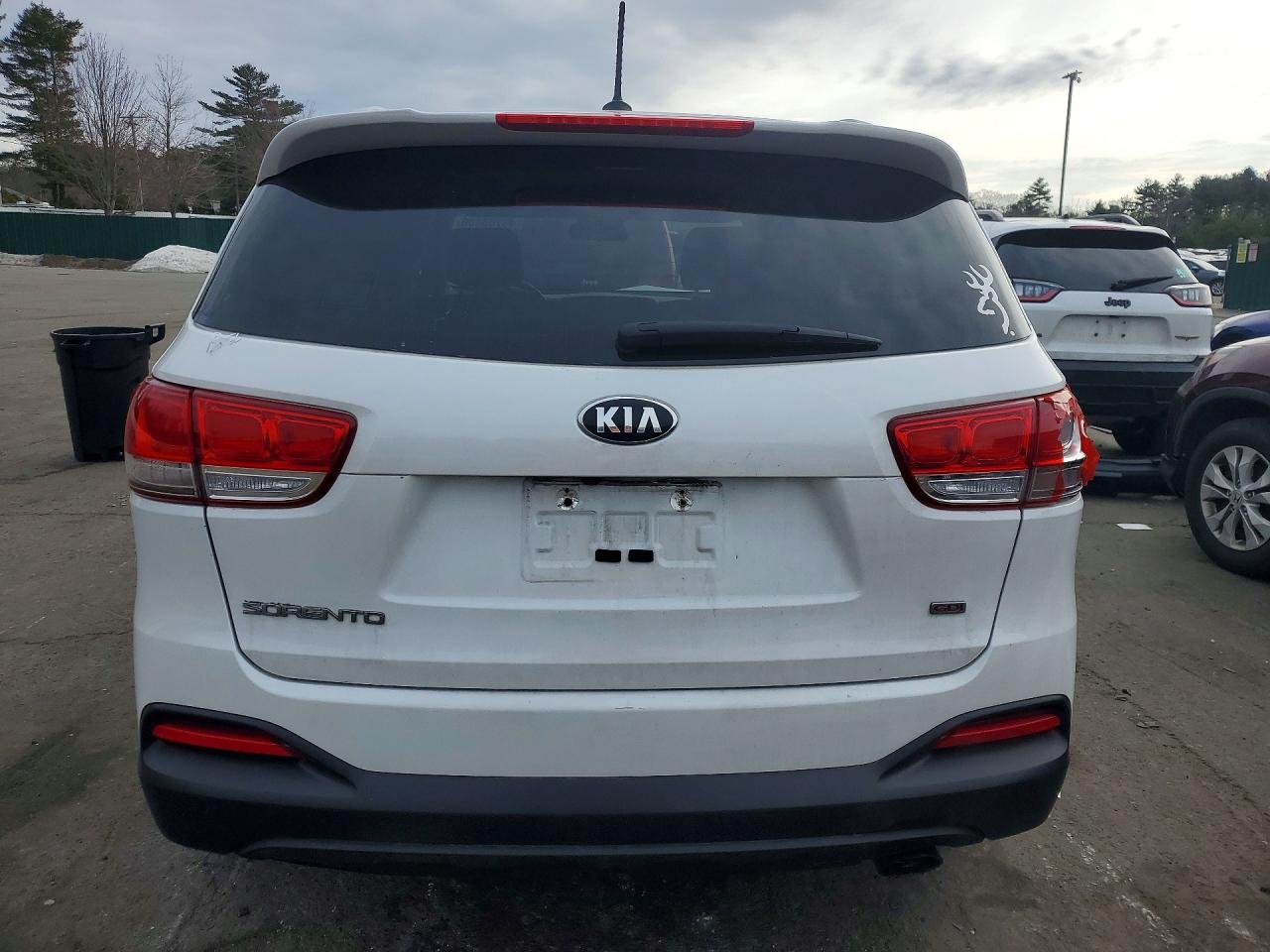 2017 KIA SORENTO LX photo 11