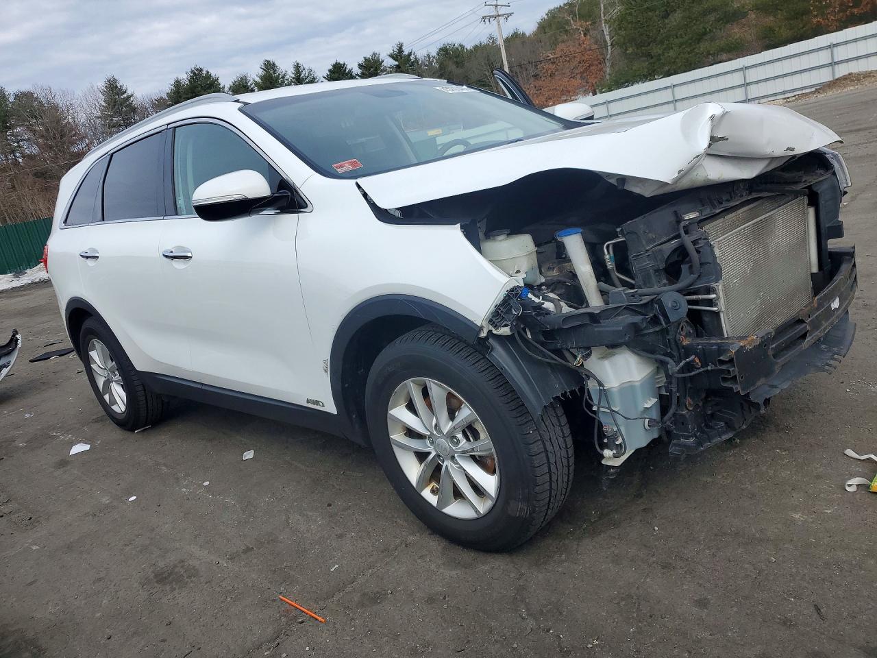 2017 KIA SORENTO LX photo 7