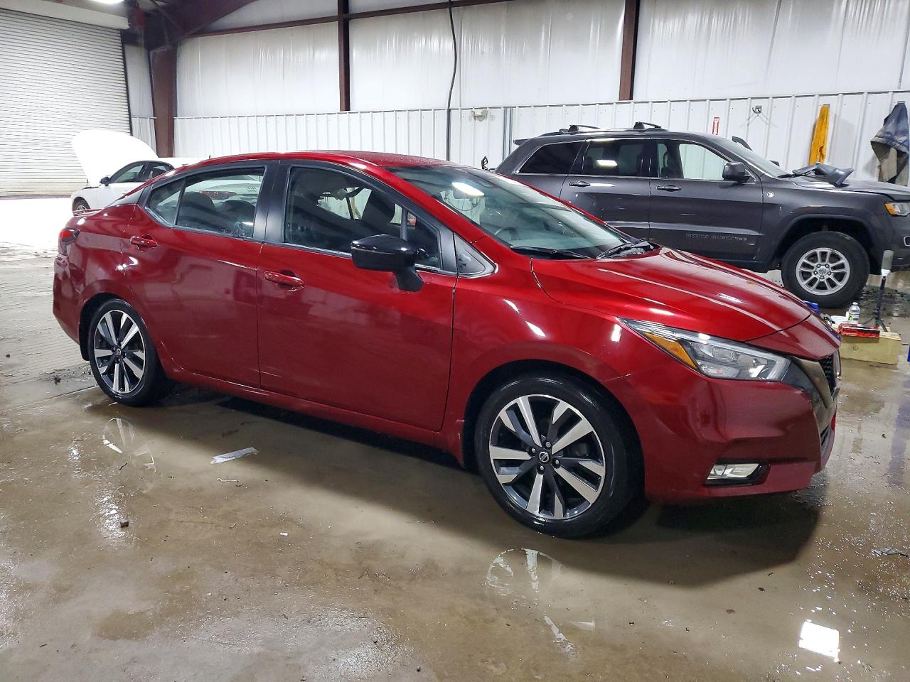 2021 NISSAN VERSA SR photo 7