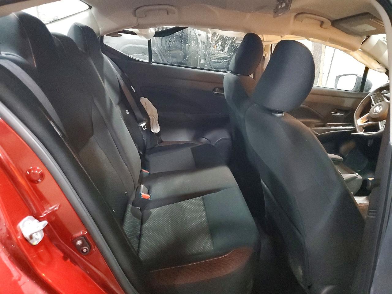 2021 NISSAN VERSA SR photo 19