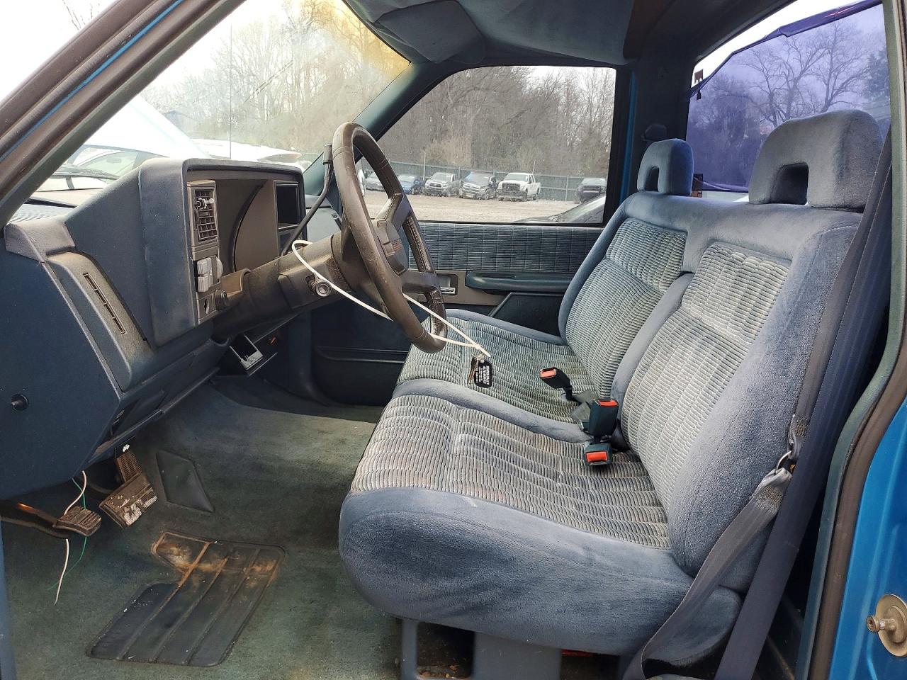 1992 CHEVROLET GMT-400 C1500 photo 13