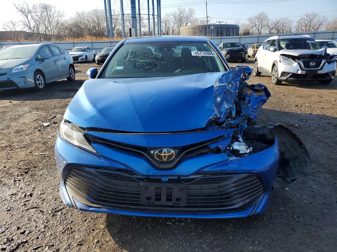 2020 TOYOTA CAMRY LE photo 5