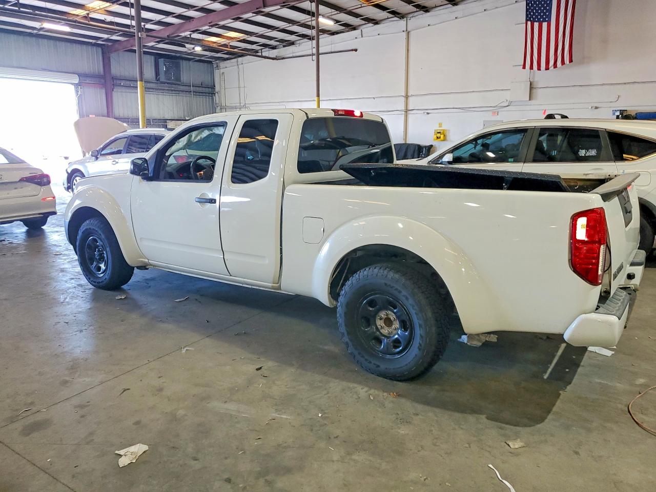2019 NISSAN FRONTIER S photo 4