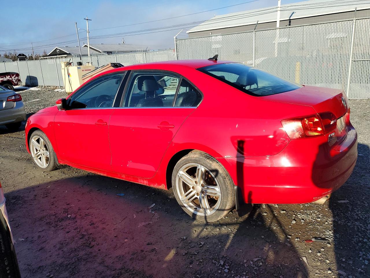 2014 VOLKSWAGEN JETTA TDI photo 4