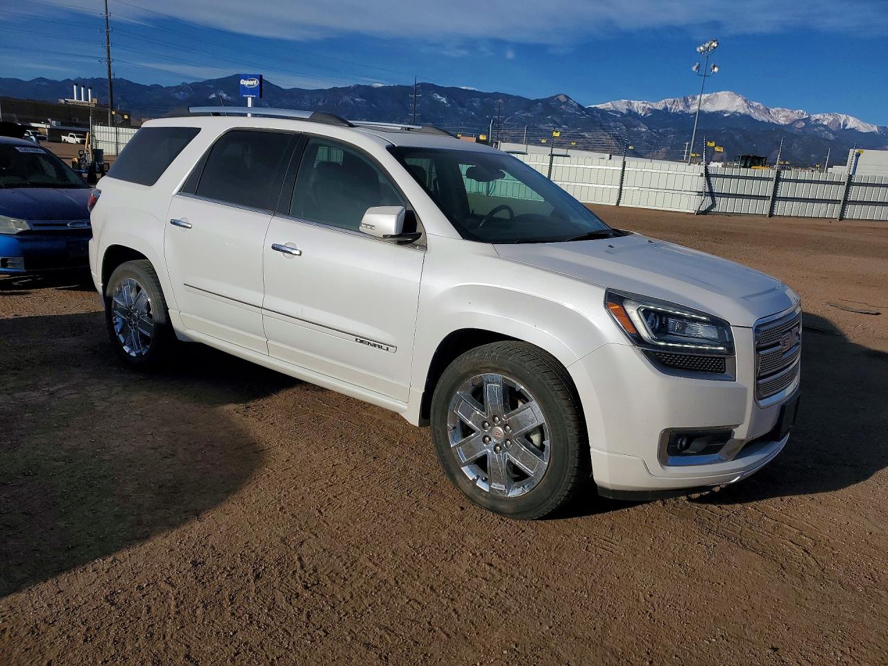 2016 GMC ACADIA DENALI photo 4