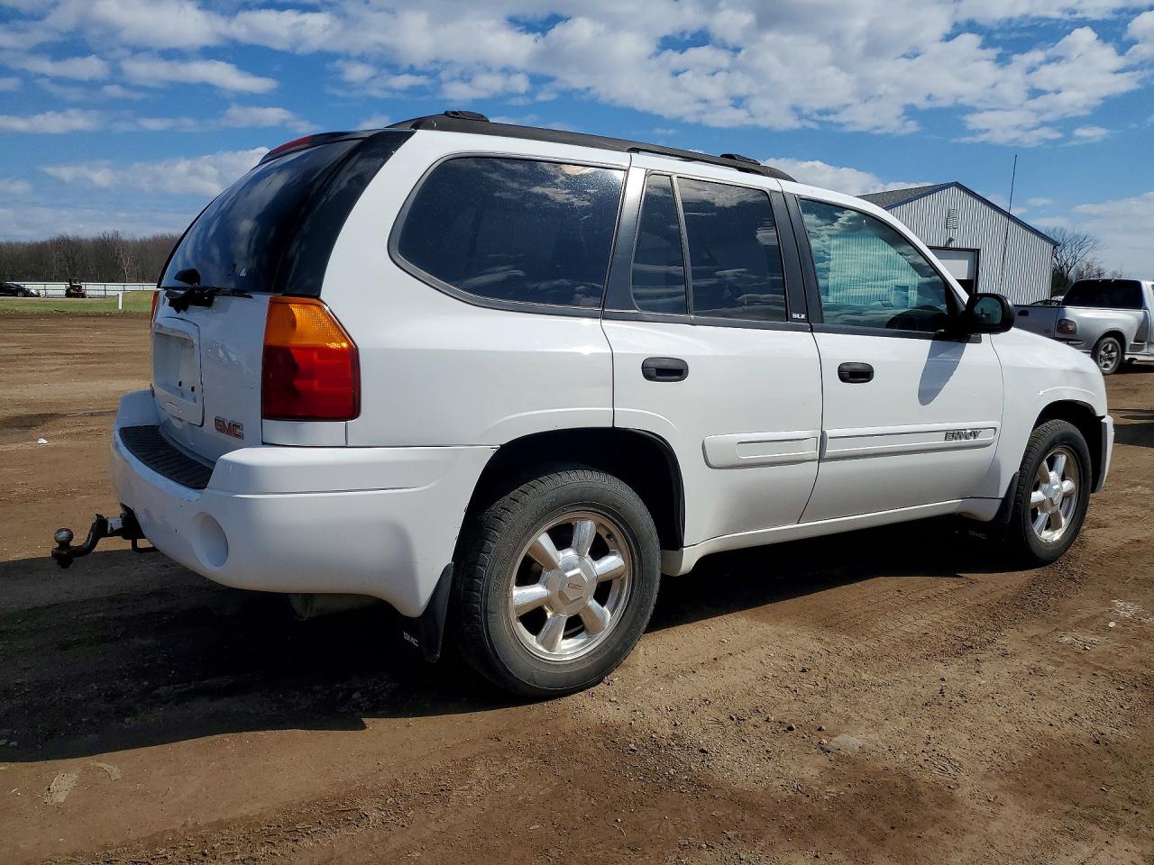 2003 GMC ENVOY photo 3