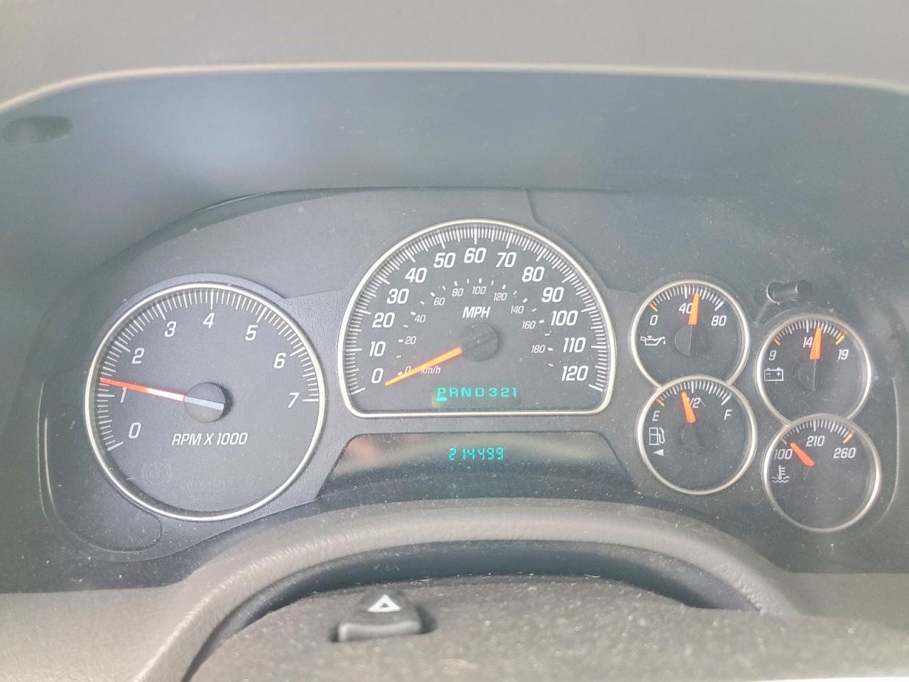 2003 GMC ENVOY photo 9