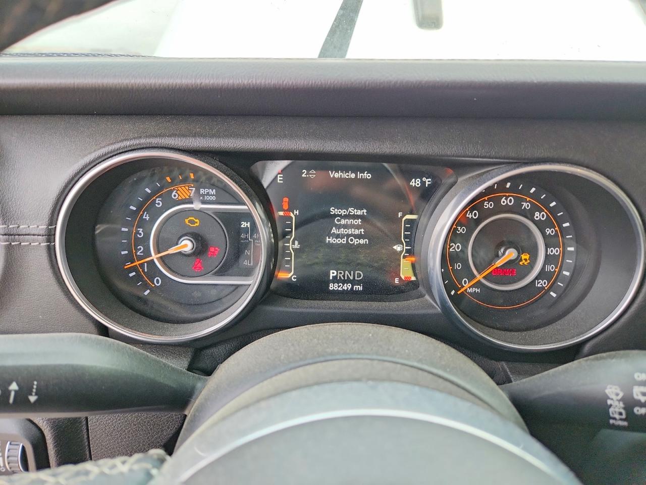 2018 JEEP WRANGLER UNLIMITED SAHARA photo 25