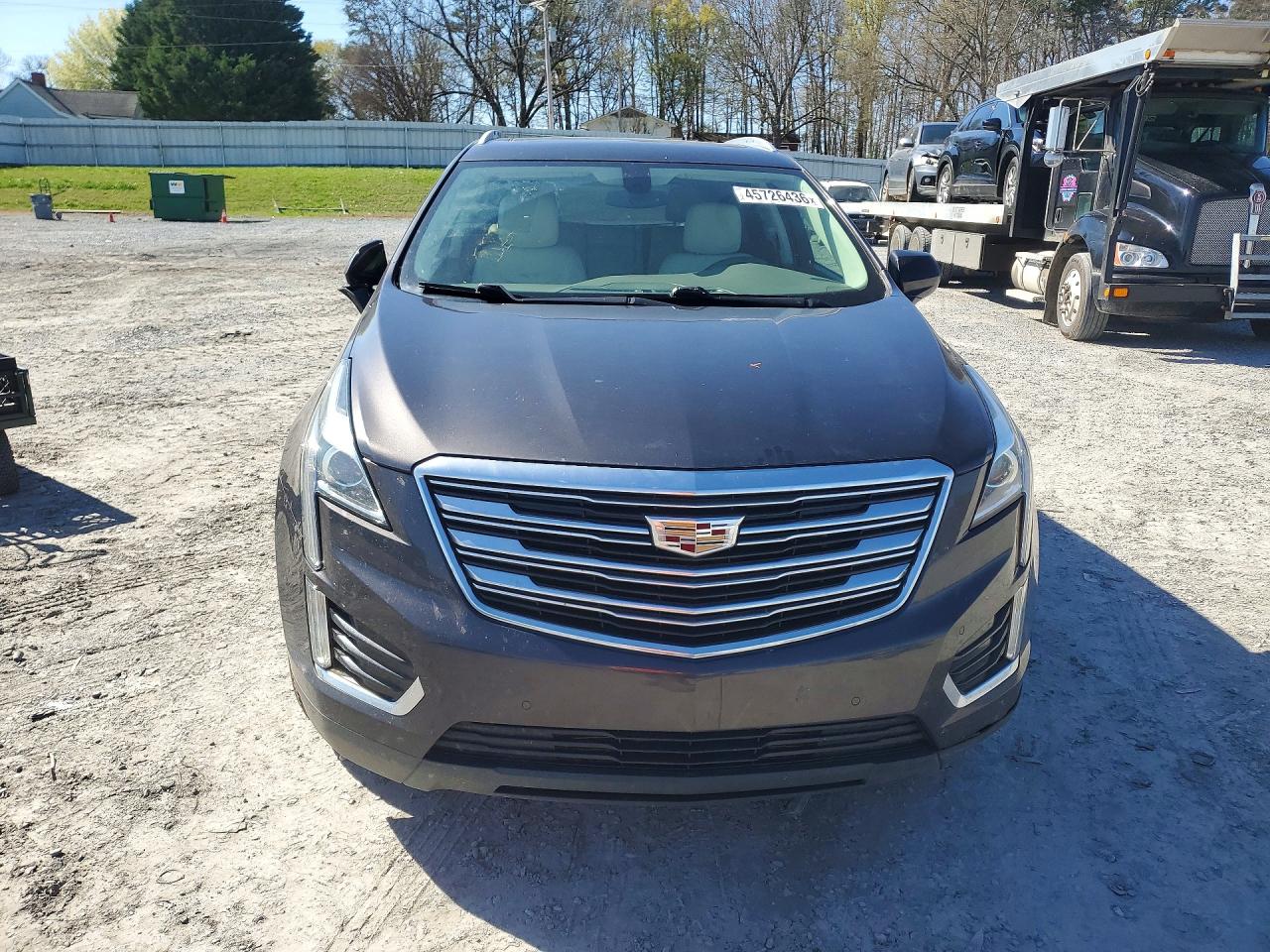 2017 CADILLAC XT5 LUXURY photo 5