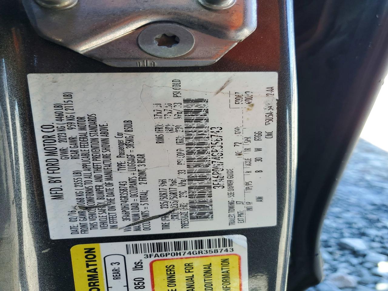 2016 FORD FUSION SE photo 23