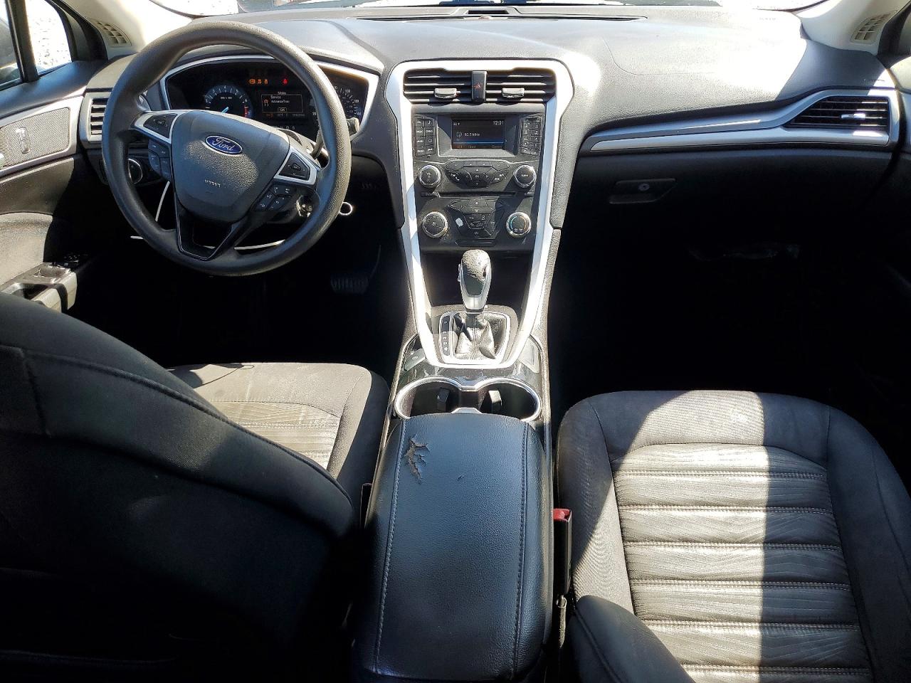 2016 FORD FUSION SE photo 15