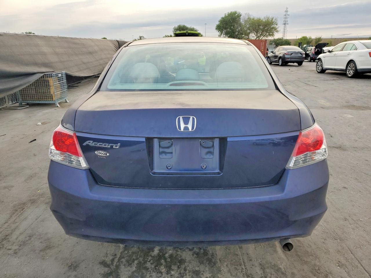 2010 HONDA ACCORD LX photo 6