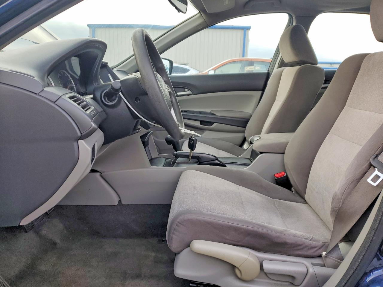 2010 HONDA ACCORD LX photo 7