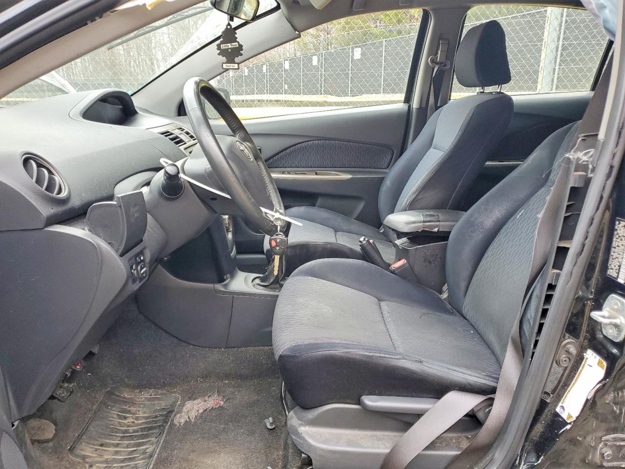 2009 TOYOTA YARIS S photo 7