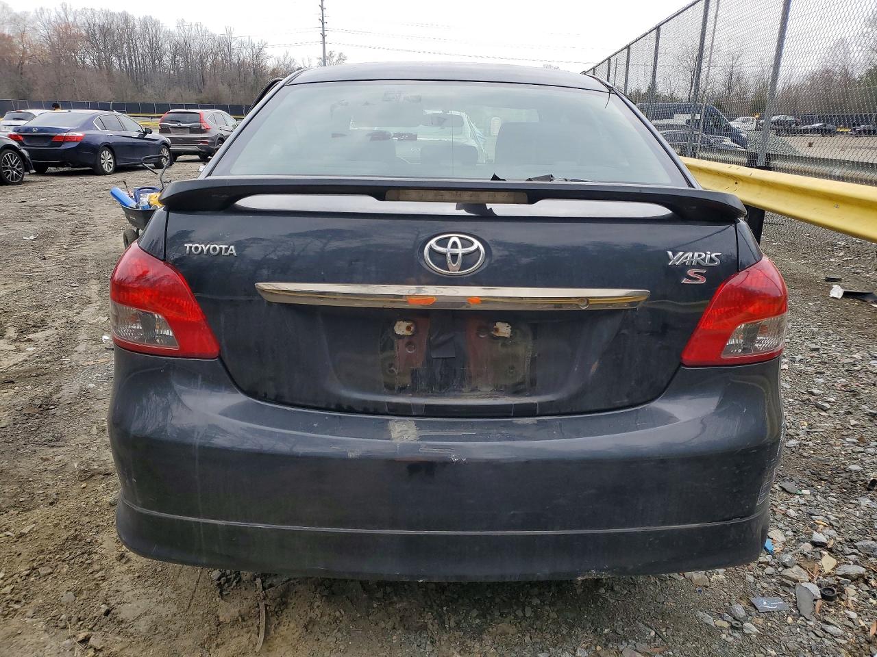 2009 TOYOTA YARIS S photo 6