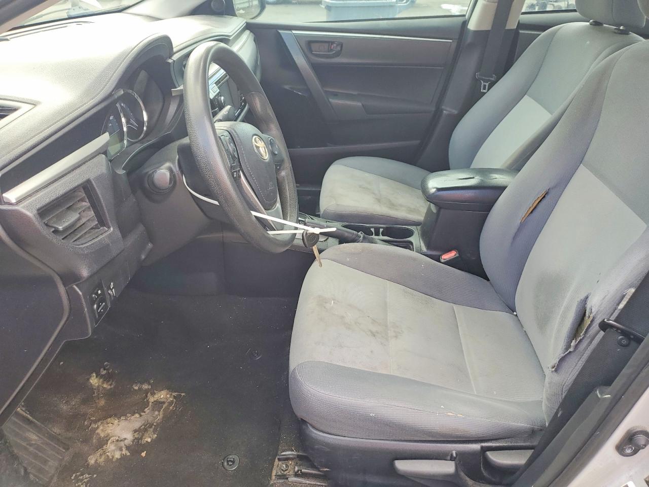 2016 TOYOTA COROLLA L photo 19