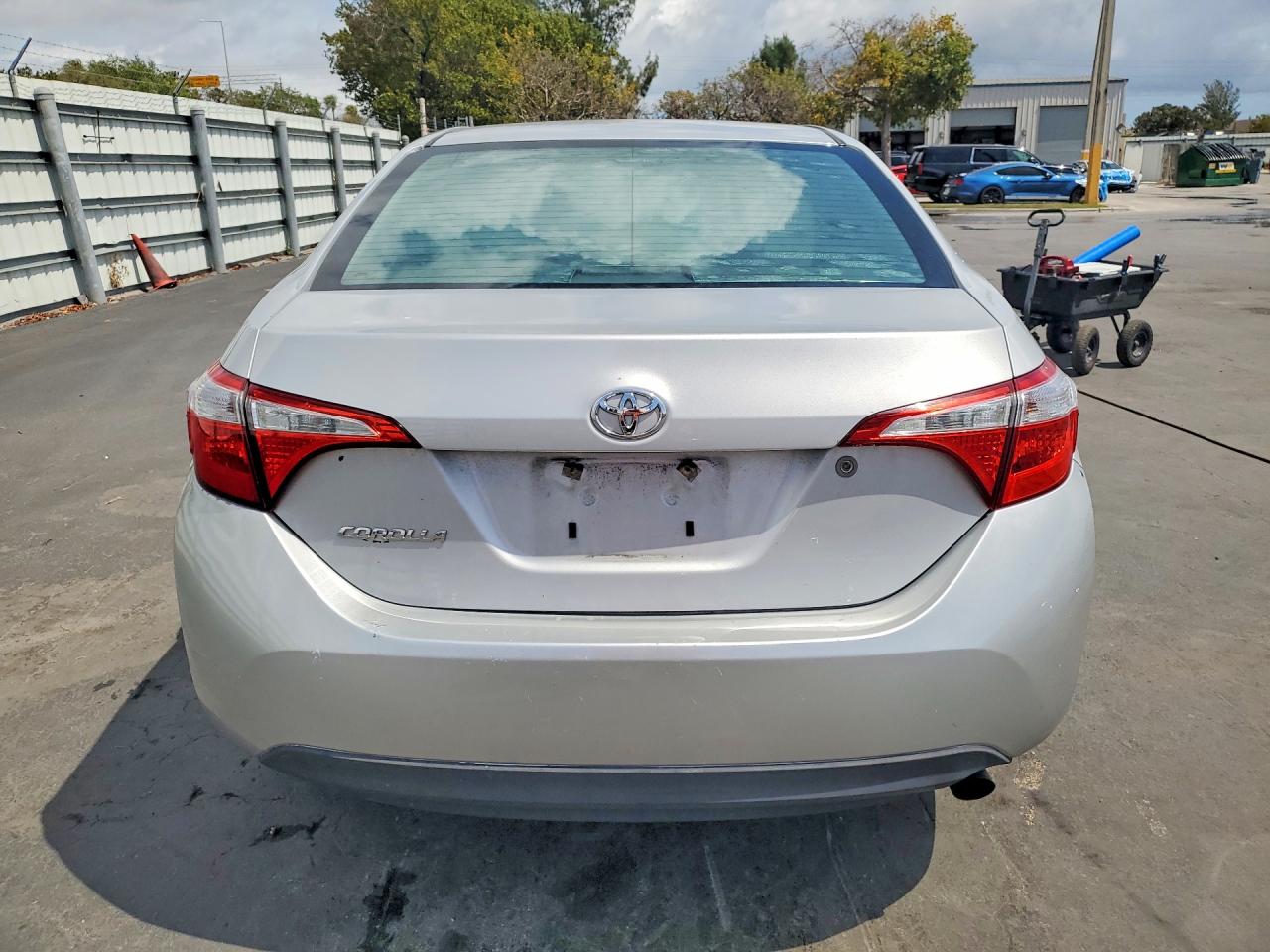 2016 TOYOTA COROLLA L photo 16